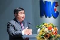 Deputy Prime Minister Nguyen Chi Dung speaks at the ceremony (Photo: VNA)