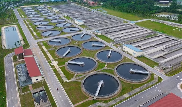 An overview of Yen Xa Wastewater Treatment Plant. (Photo: VNA)