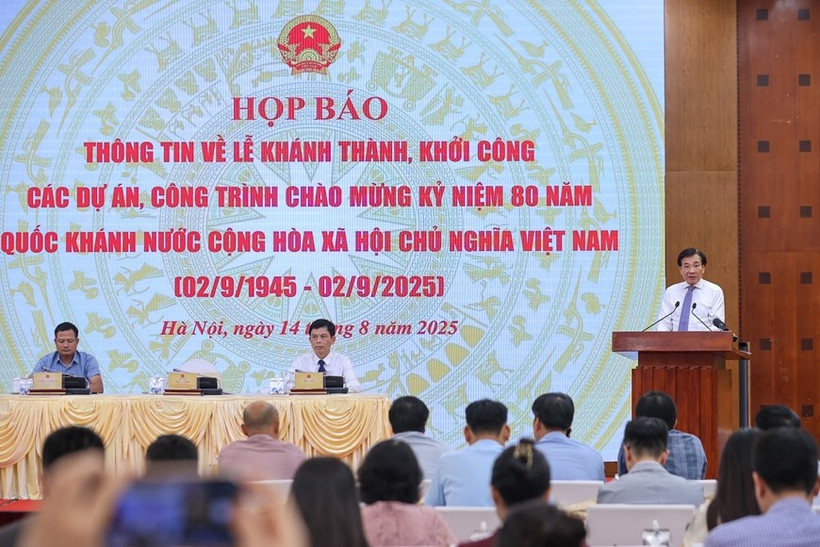 The Government will host a nationwide hybrid ceremony on August 19 to simultaneously inaugurate and break ground for around 250 projects at 80 sites across the country. (Photo: VNA)