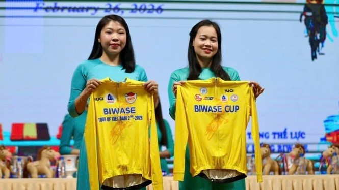 The two most prestigious jerseys of the two tournaments (Photo: nhandan.vn)