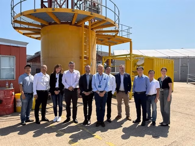 The Vietnamese business delegation pays a visit to the UK to explore co-operation opportunities and connect with potential partners. (Photo courtesy of British Embassy in Vietnam)