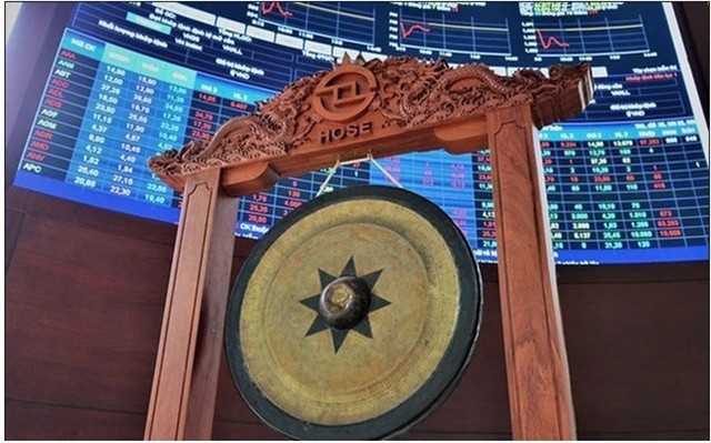 KienlongBank (KLB), BVBank (BVB) and VietBank (VBB) have already announced a specific roadmap for the move from UPCoM to HoSE. (Photo: hsx.vn)