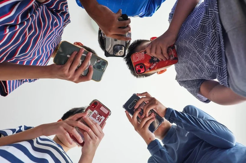 App stores are also responsible for monitoring app content and are required to review apps and updates before they are released. (Photo: The Straits Times)