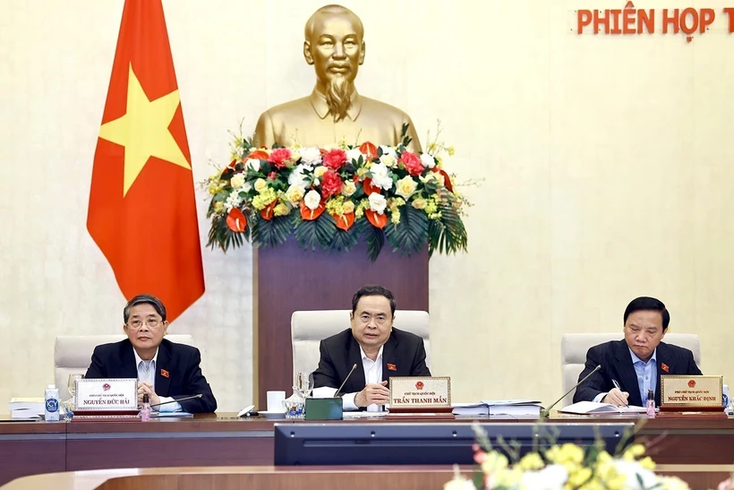 National Assembly Chairman Tran Thanh Man addresses the NA Standing Committee's 42nd session. (Photo: VNA)