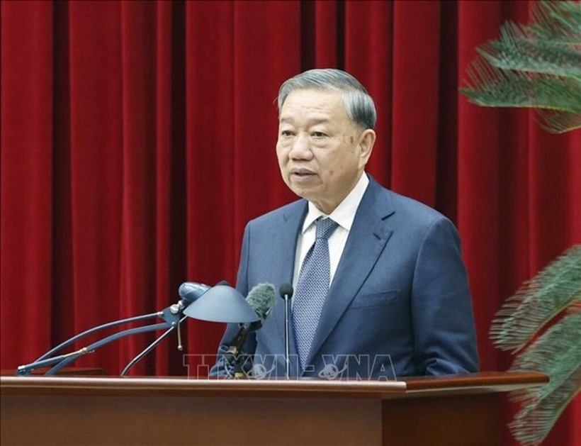 Party General Secretary To Lam speaks at a nationwide conference reviewing anti-corruption work hosted by the Central Steering Committee for Prevention and Control of Corruption, Wastefulness and Negative Phenomena on December 11, 2025. (Photo: VNA)