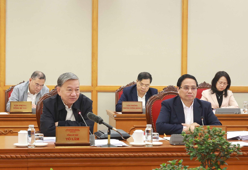 Party General Secretary To Lam chairs the meeting. (Photo: VNA)