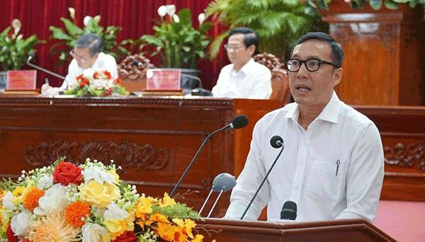 Tran Phu Loc Thanh, Director of the municipal Department of Agriculture and Environment speaks at the event. (Photo: VNA)
