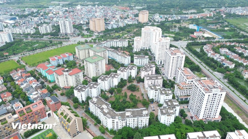 Apartment prices soar far beyond average income levels, leaving home ownership out of reach for many. (Photo: VietnamPlus)