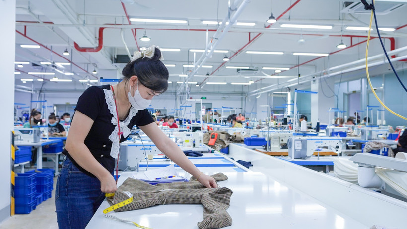 Production activities at Destination Garment Co., Ltd. (Photo: VNA)