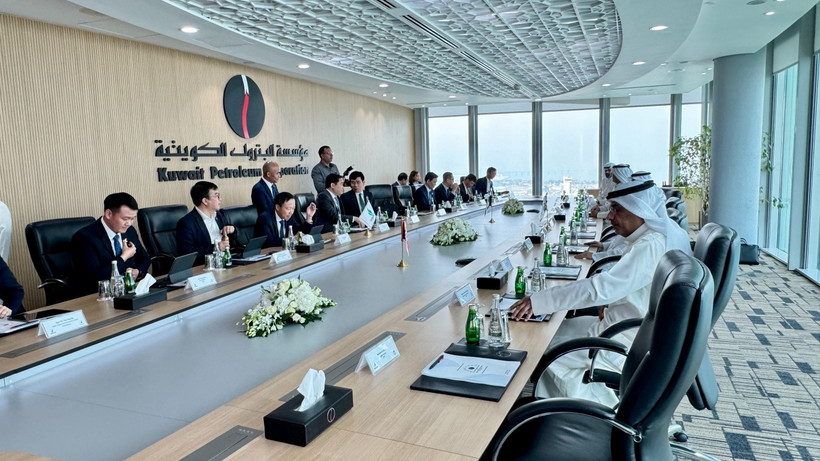 An overview of the meeting between Petrovietnam and Kuwait Petroleum Corporation (KPC). (Photo: petrovietnam.petrotimes.vn)