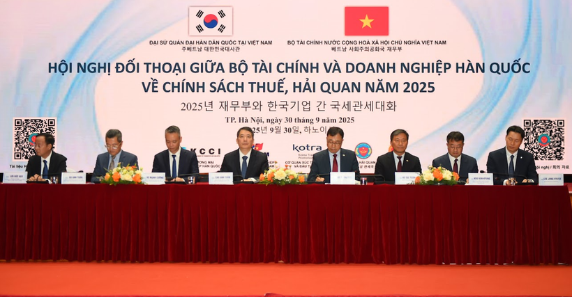 A conference on strengthening dialogue and promptly addressing concerns related to tax and customs policies among Korean enterprises in Vietnam. (Photo: VNA)
