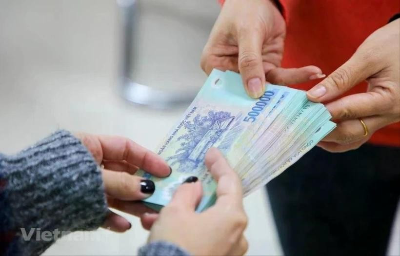 Hanoi’s state budget revenue exceeded 362.1 trillion VND (approximately 14.2 billion USD) in the first five months of 2025, soaring 54.4% from a year earlier. (Illustrative image: VNA)