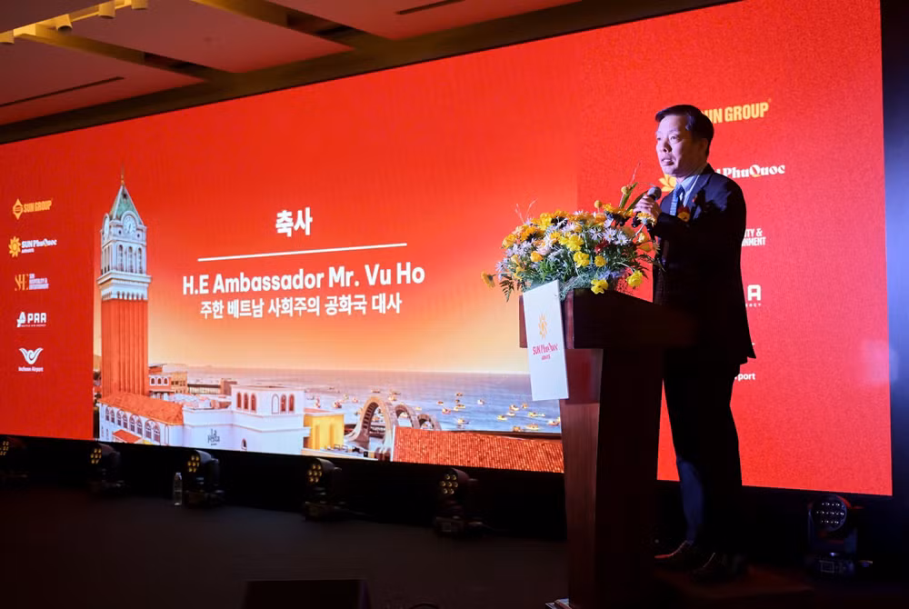 ambassador-vu-ho-the-vietnamese-ambassador-to-the-republic-of-korea-rok.jpg