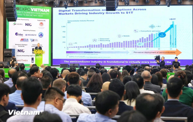By 2030, Vietnam aims to become a global hub for semiconductor talent (Photo: VietnamPlus) semiexpo 5.webp