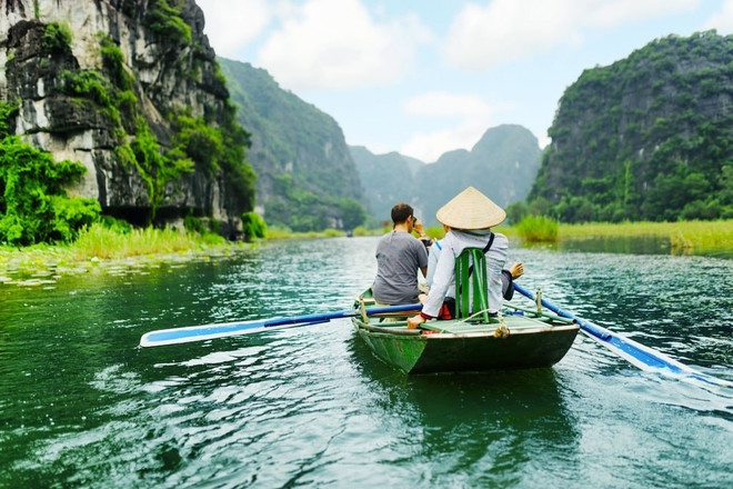 Ninh Binh is also among the provinces striving to become a sustainable green destination. (Illustrative image: Vietnam+) du-lich-xanh-5.jpg