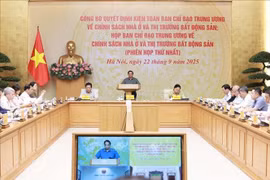 Prime Minister Pham Minh Chinh speaks at the first session of the Central Steering Committee on Housing Policy and the Real Estate Market in Hanoi on September 22. (Photo: VNA)