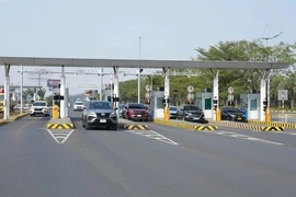 Electronic toll collection (ETC) is officially applied for all vehicles at Nội Bài International Airport on December 20. (Photo: VNA) 