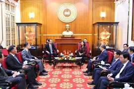 At the meeting between Bui Thi Minh Hoai, President of the Vietnam Fatherland Front (VFF) Central Committee, and Chinese Ambassador to Vietnam He Wei on December 4. (Photo: VNA)