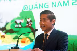 Vice Chairman of the provincial People’s Committee Phan Thai Binh speaks at the event. (Photo: VNA)