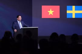 Prime Minister Pham Minh Chinh speaks at the Vietnam-Sweden Business Forum in Stockholm on June 12 (local time). (Photo: VNA)