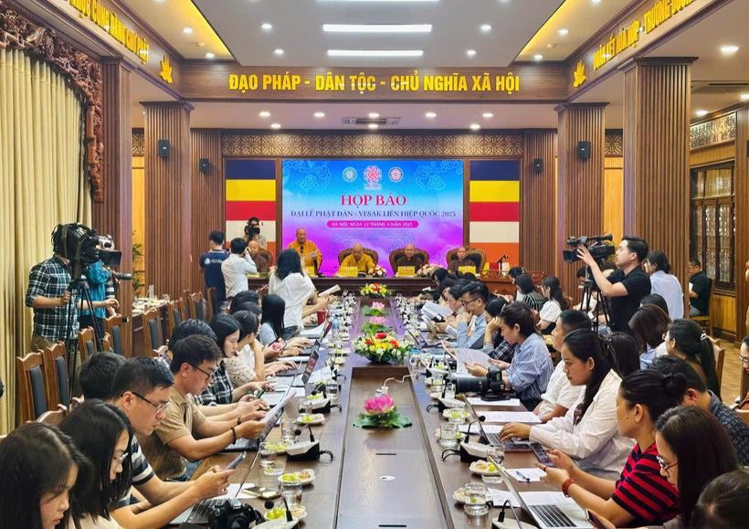 A view of the press conference in Hanoi on April 22. (Photo: VNA)