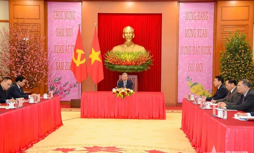 General Secretary of the Communist Party of Vietnam (CPV) Central Committee To Lam holds phone talks with First Secretary of the Communist Party of Cuba (CPC) Central Committee and President of Cuba Miguel Díaz-Canel. (Photo: qdnd.vn)