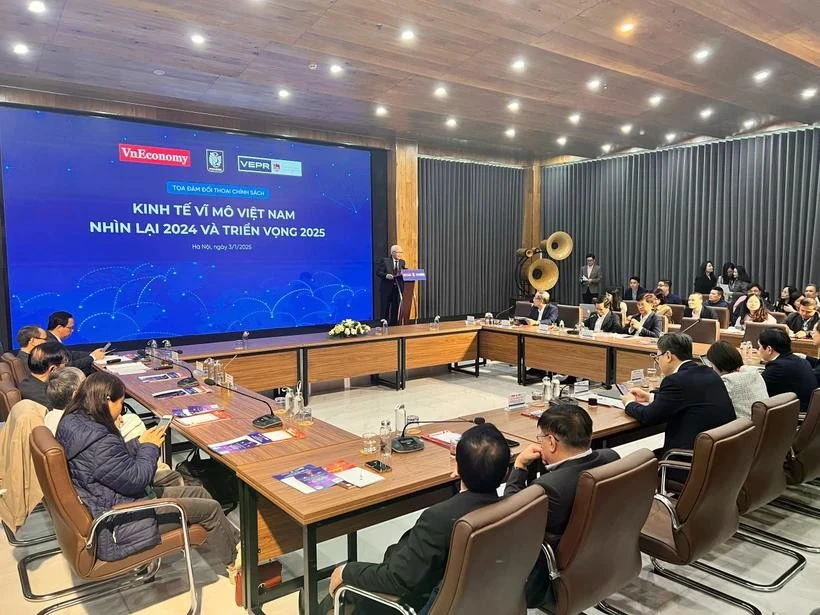 An overview of the policy dialogue themed "Vietnam's Macroeconomy: Looking back at 2024 and prospects for 2025". (Photo: VietnamPlus)