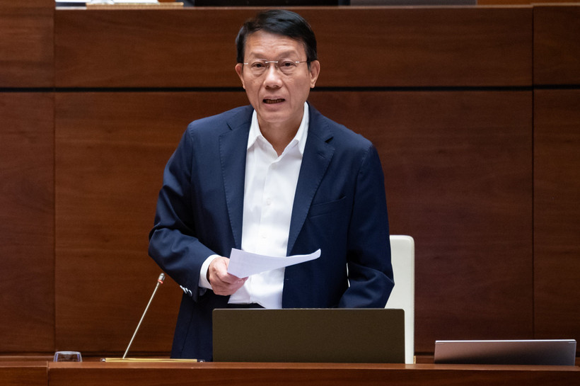 Minister of Public Security Luong Tam Quang speaks at the session. (Photo: VNA)