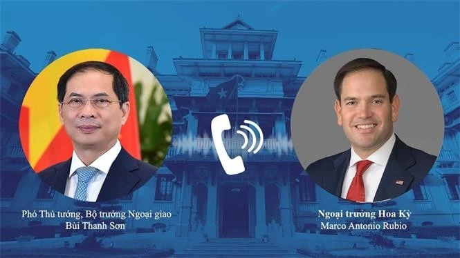 Vietnamese Deputy Prime Minister and Minister of Foreign Affairs Bui Thanh Son (L) holds phone talks with US Secretary of State Marco Rubio. (Photo: published by VNA)