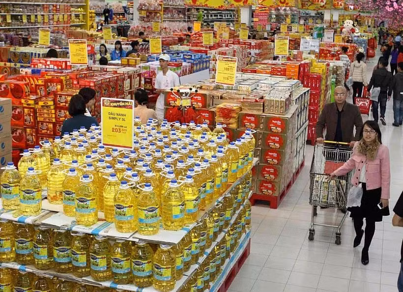 The CPI in December was up 0.29% compared to the previous month. The slight increase demonstrates year-end market stability. (Photo: VietnamPlus)