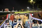 “Xam on the bus” revives folk melodies on Hanoi’s night streets