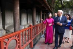 EC President visits Temple of Literature