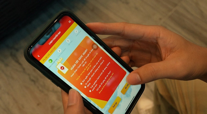 Biometric identification technology (eKYC) is integrated on VNeID. (Photo: vietjetair.com) a1-13.jpg