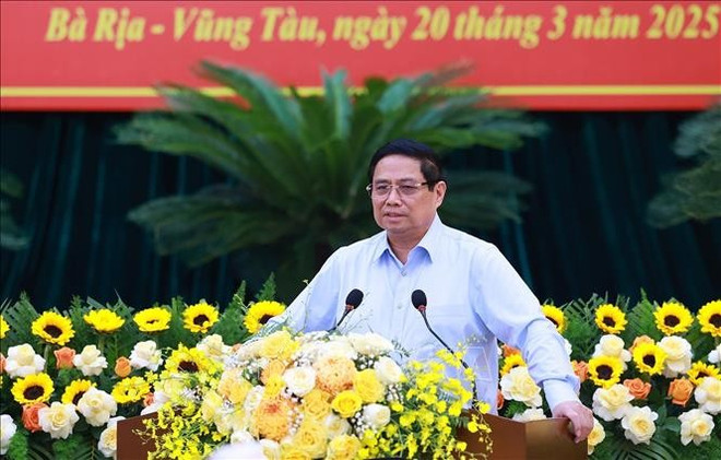 Prime Minister Pham Minh Chinh requested Ho Chi Minh City and the southern provinces of Ba Ria – Vung Tau and Binh Duong to promptly addressing concerns and recommendations to concretise and swiftly translate the Party’s policies and guidelines into practice. (Photo: VNA) pmc2.jpg