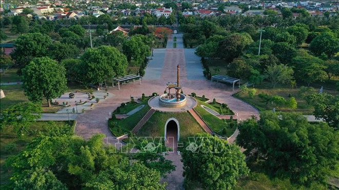 Monument to the heroes and martyrs at Quang Tri Citadel, Quang Tri province (Photo: VNA). quang-tri-citadel-vna2.jpg