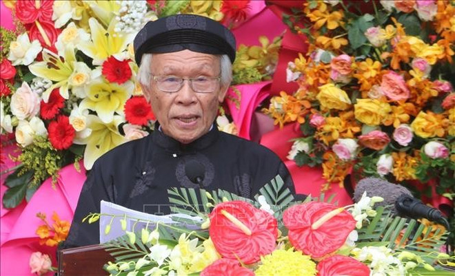 Nguyen Tan Dat, head of the Central Executive Board of the Hoa Hao Buddhist Sangha, speaks at the event (Photo: VNA) 2vna-86th-founding-anniversary-of-hoa-hao-buddhism.jpg