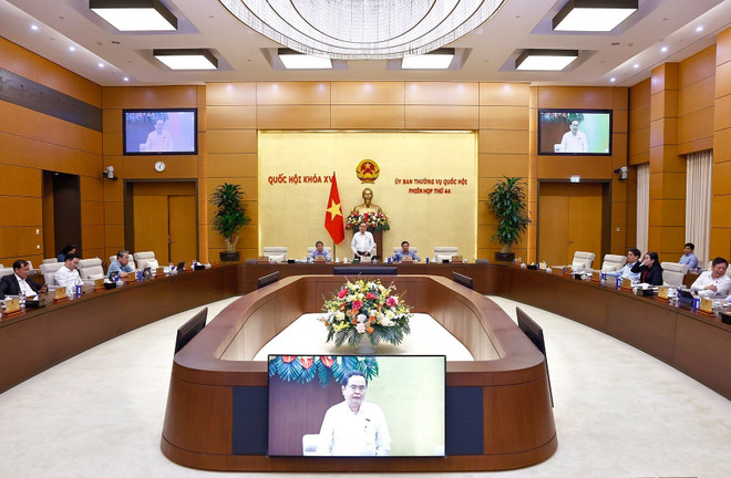 The closing sitting of the NA Standing Committee's 44th session (Photo: VNA) mee.jpg