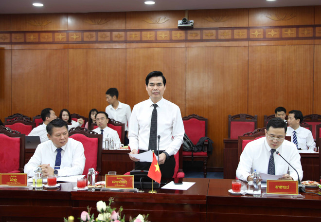 Secretary of the provincial Party Committee Hoang Quoc Khanh speaks at the event. (Photo: VNA) lao-na-vice-president-suvon-luongbunmi-in-son-la-hoang-quoc-khanh-vna.jpg