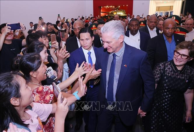 2-vna-miguel-diaz-canel-bermudez-state-visit-to-vietnam-2025-vietnam-military-history-museum-vietnam-cuba-relations.jpg