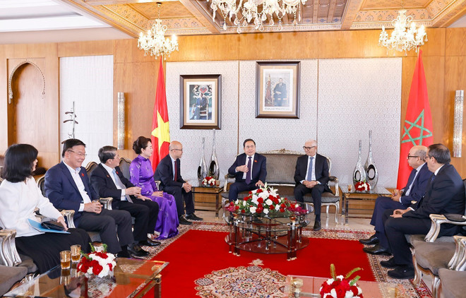 vna-potal-chu-tich-quoc-hoi-tran-thanh-man-va-phu-nhan-ket-thuc-tot-dep-chuyen-tham-chinh-thuc-vuong-quoc-maroc-8174897-1.jpg