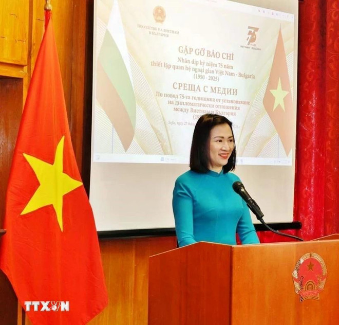 nguyen-thi-minh-nguyen.jpg