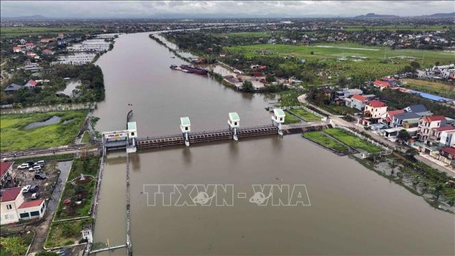 A water drainage system in former Hai Duong province, now part of Hai Phong city. (Photo: VNA) je.jpg