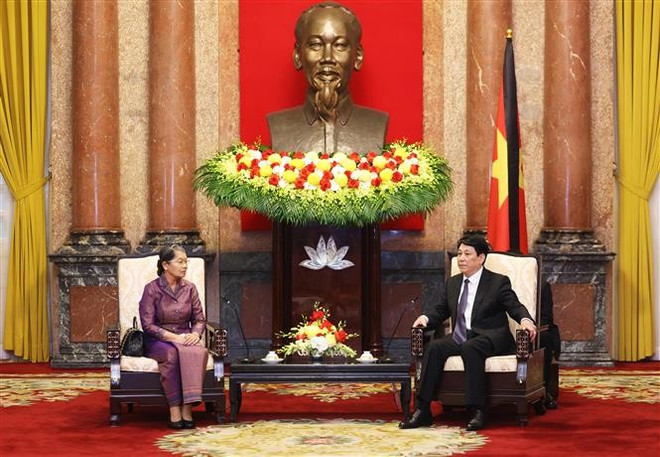 Vietnamese President hosts Cambodian Peoples Party official - Ảnh 1.