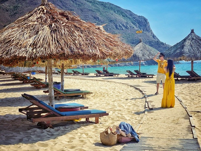 Ky Co’s beach remains pristine and free of plastic waste. (Photo: VietnamPlus) 3.jpg