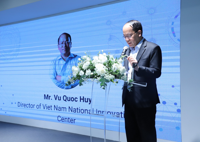 Director of the National Innovation Centre Vu Quoc Huy addressses the event. (Photo: NIC)