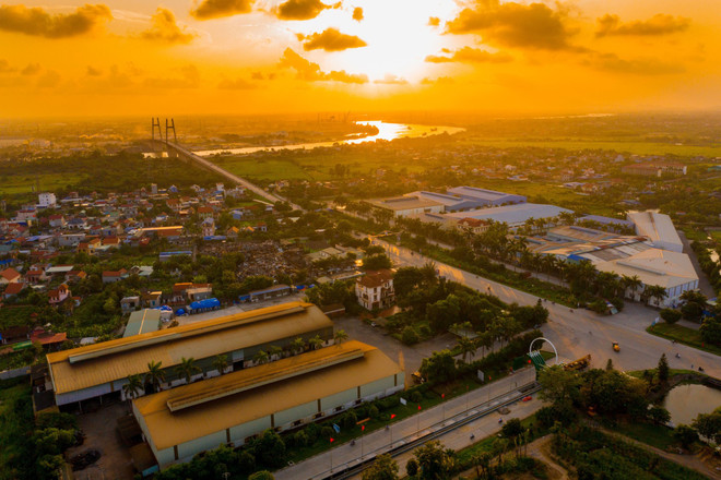 Nearly 40 years of Doi Moi (Renewal) have witnessed the remarkable rise of Vietnam's economy. (Photo: VietnamPlus)