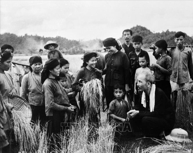 ho-chi-minh2.jpg