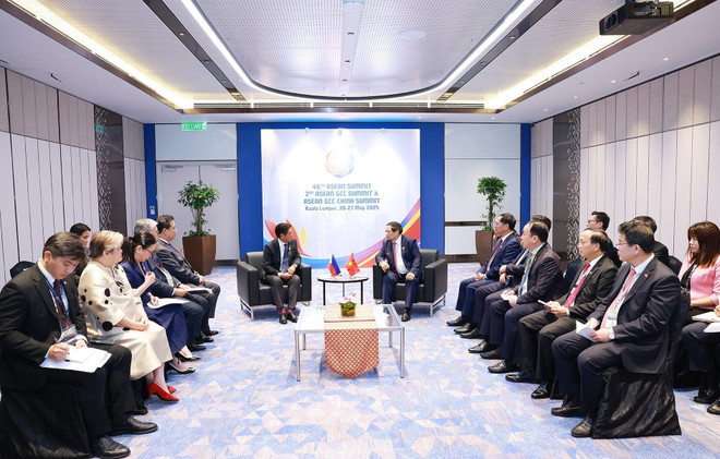 At the meeting between Prime Minister Pham Minh Chinh and Philippine President Ferdinand Romualdez Marcos Jr. (Photo: VNA) pham-minh-chinh-1.jpg