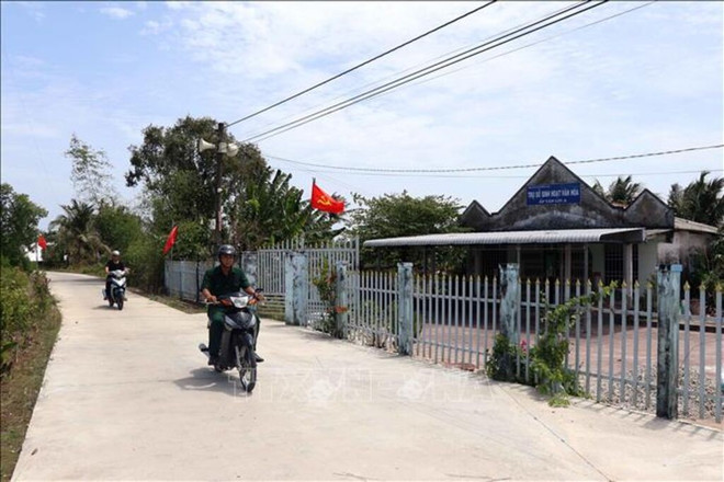Dam Doi district has over 1,670 kilometers of roads covering the entire area (Photo: VNA) ca-mau-2.jpg