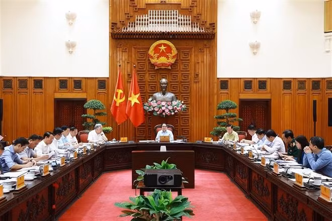 vna-potal-thu-tuong-chu-tri-hop-thuong-truc-chinh-phu-ve-cac-van-de-thuong-mai-voi-hoa-ky-7987022.jpg